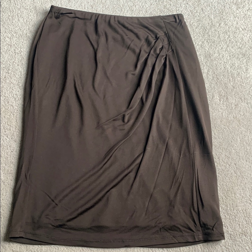 Ellen Tracy Brown knee length lined silk pencil skirt. Size xs